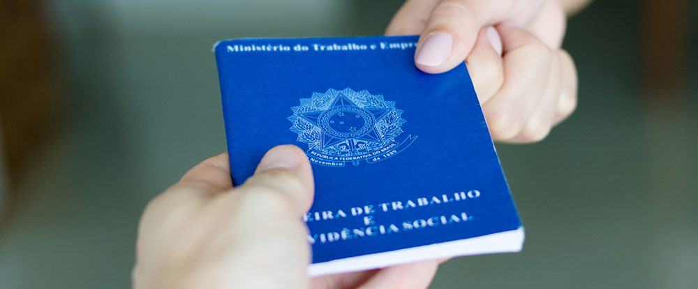 Por dentro da legislação trabalhista: veja o que diz a lei sobre o controle de ponto