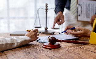 Legislação Trabalhista Atualizada: Conformidade com as leis trabalhistas e proteção contra problemas legais